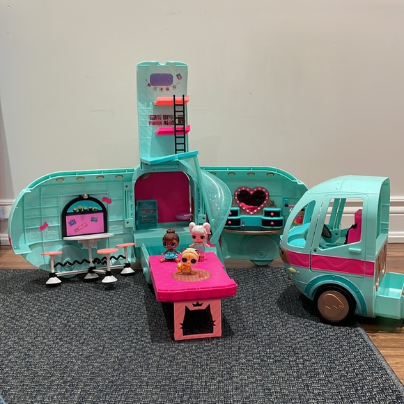 🛑 SOLD!!! LOL Glamper Camper Van Play Set Toy + L.O.L. Dolls - Picture 6 of 10